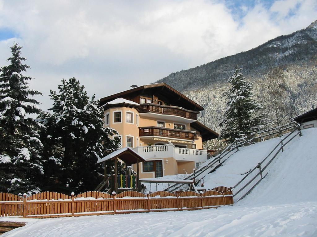 Ferienhaus Bergblick Fulpmes Kültér fotó